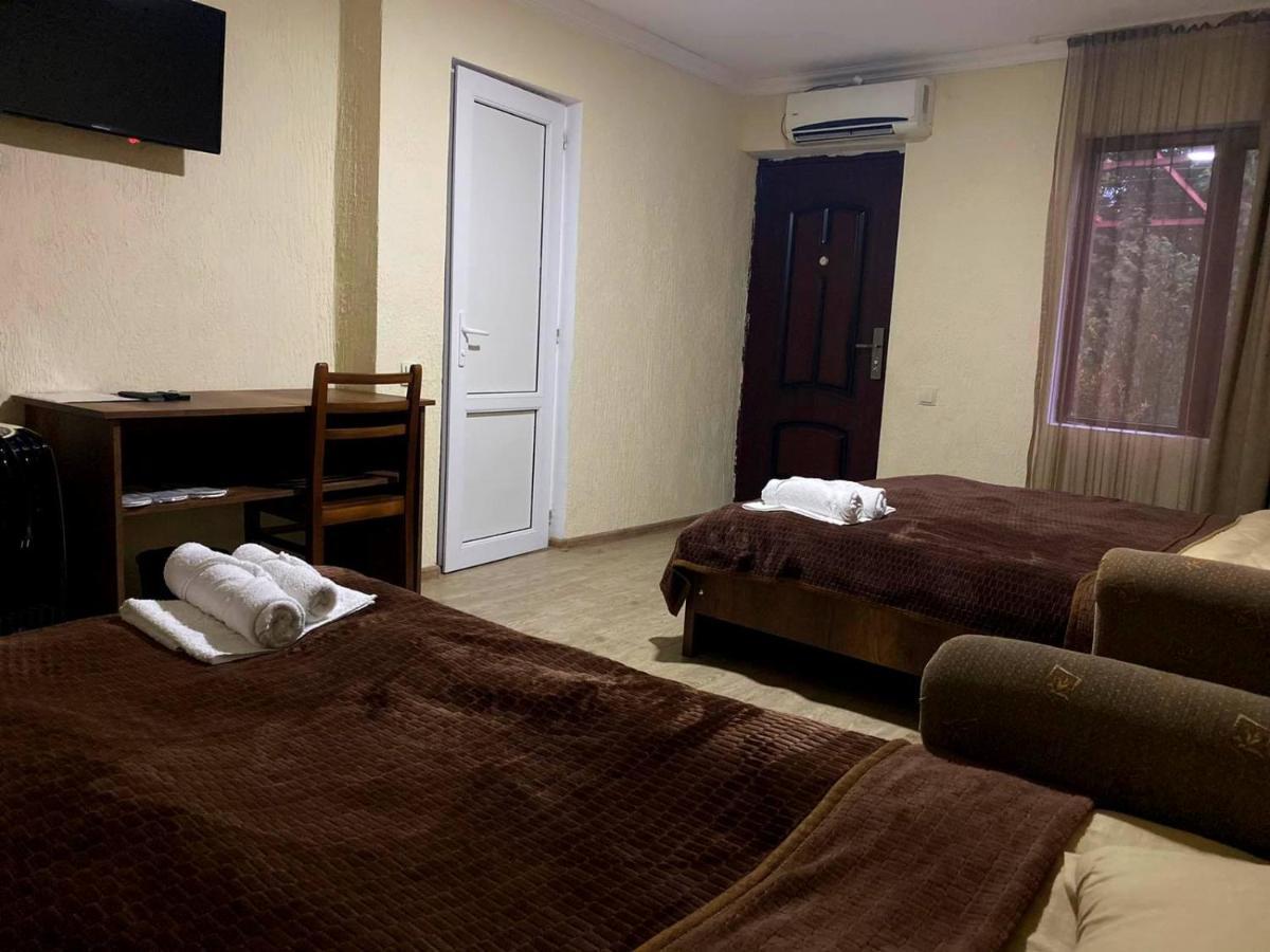 Hotel Villa Eniseli Eksteriør billede